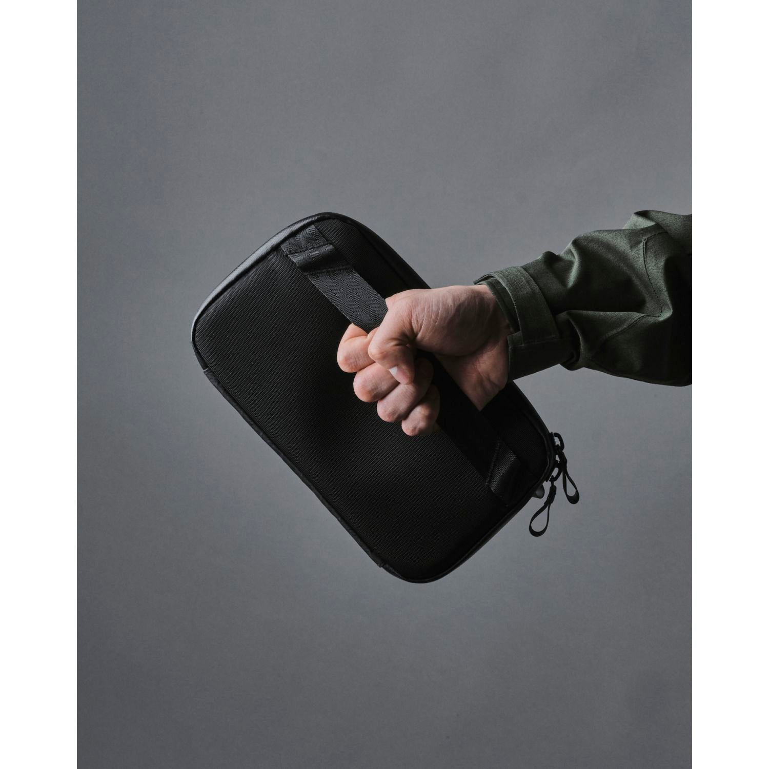 ALPAKA Elements Tech Case Sling Mini X-Pac | Alpaka Elements Tech Case Sling, Alpaka Pouches, Alpaka Slings, Bags, Electronics Cases, Gifts & Lifestyle, Pouches, Pouches & Crossbody Bags, Sling Bags, Tech Accessories, Travel Accessories | Alpaka-13