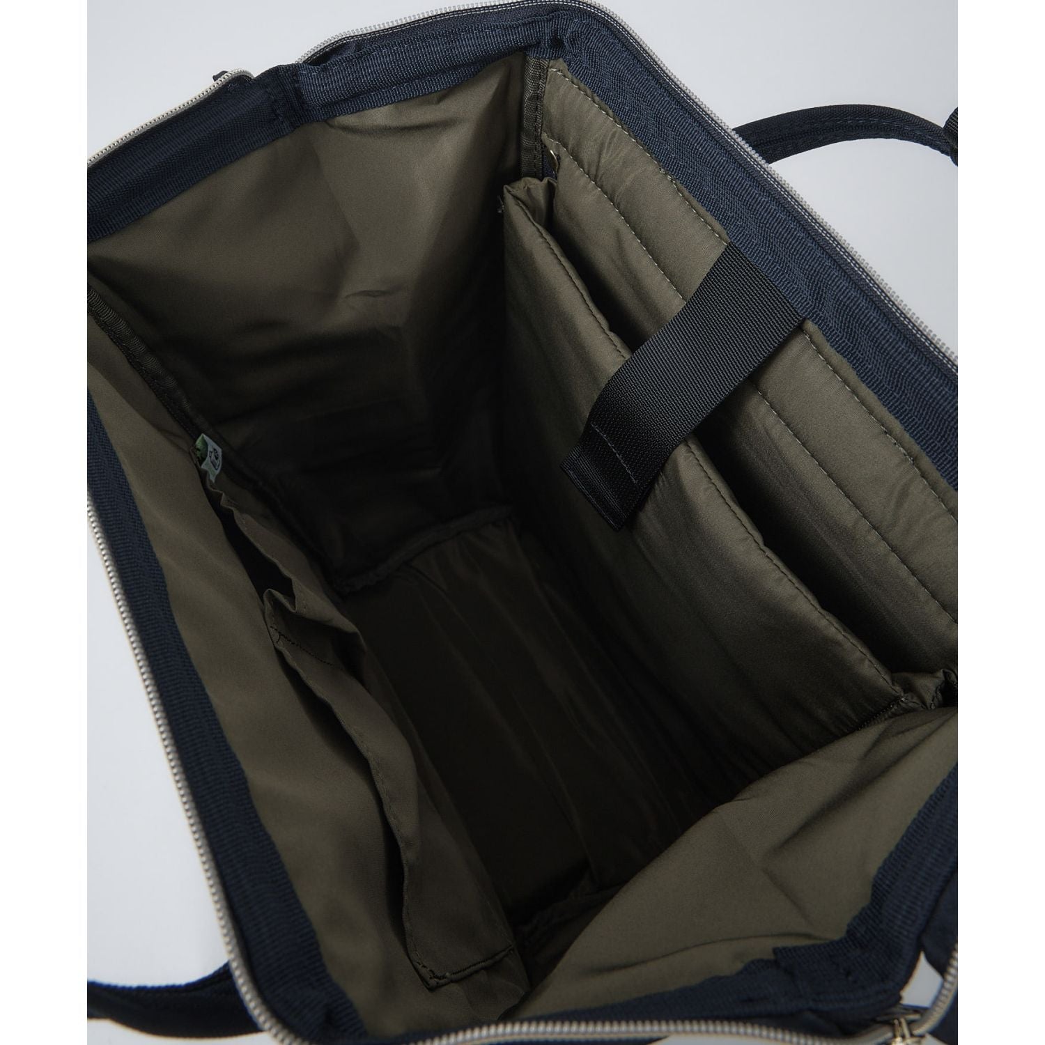 Anello Cross Bottle Kuchigane Backpack S | Bags, Bags for Men, Bags for Women, School Bags, Travel Backpacks, Travel Daypacks | Anello-6