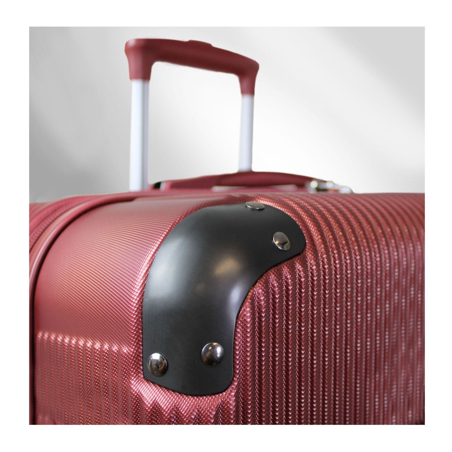 Crossing Pioneer V.2 24" Double Zip Medium Luggage
