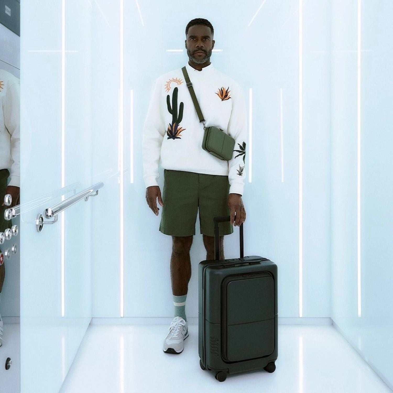 July Carry On Pro (Hard) PC Upright 20" Luggage | Carry-On Luggage, Hard Case Luggage, Luggage | July-48