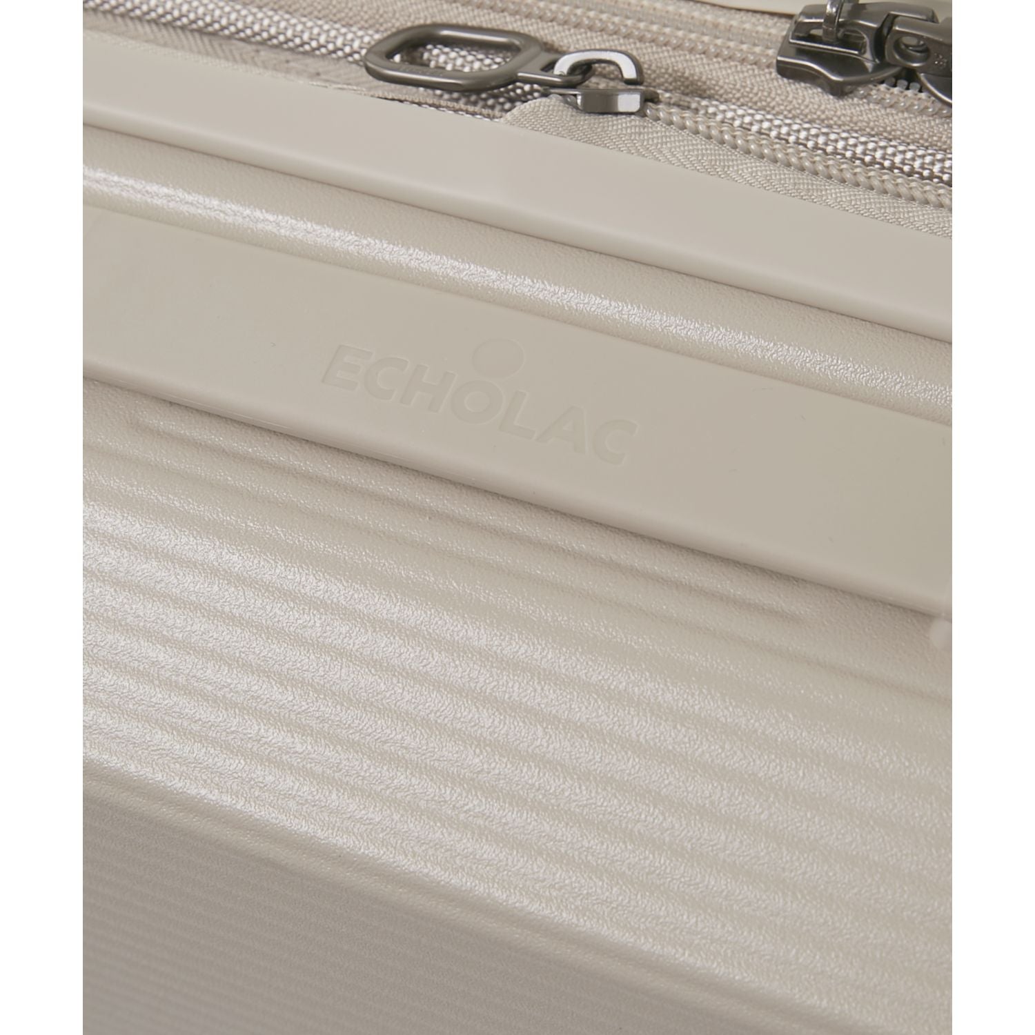 Echolac Nexus 20" Carry On Upright Luggage | Carry-On Luggage, Hard Case Luggage, Luggage | Echolac-11