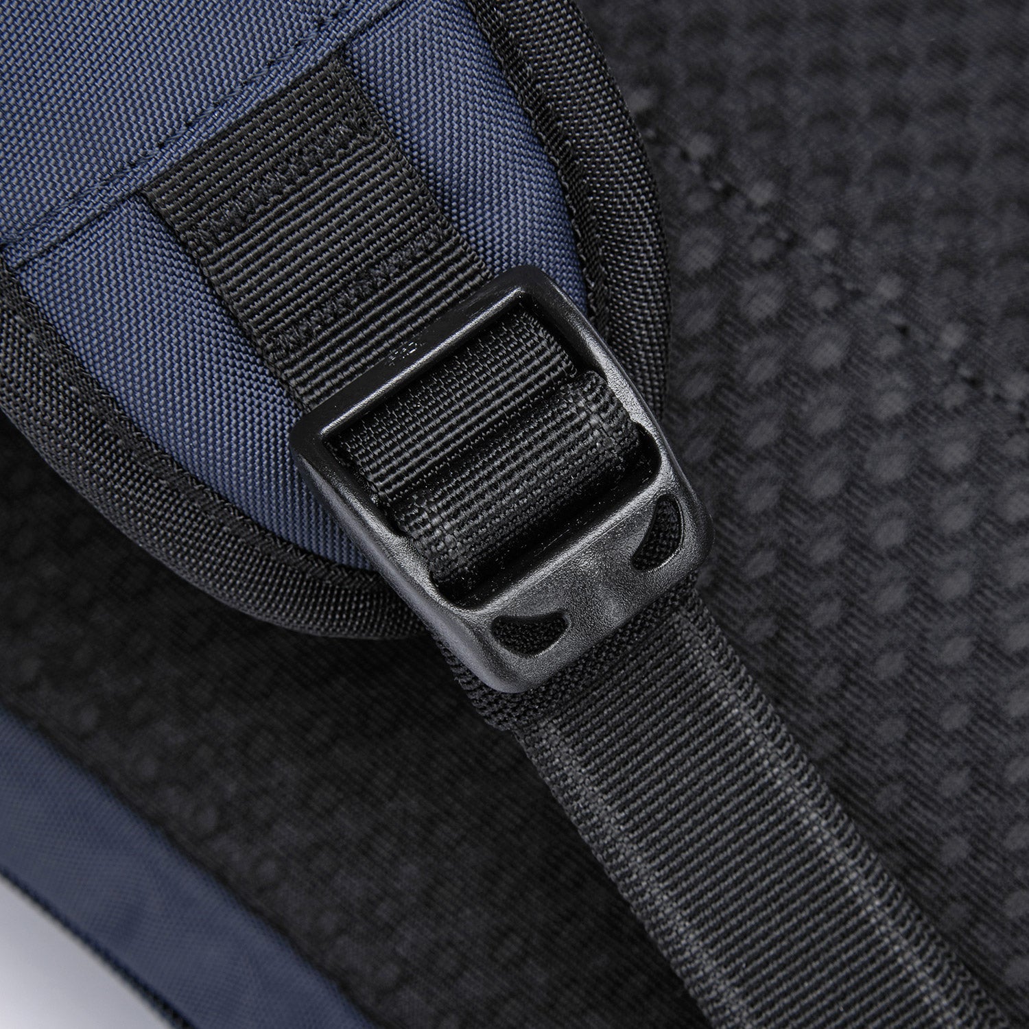Pacsafe Vibe 325 Anti-Theft Sling Pack